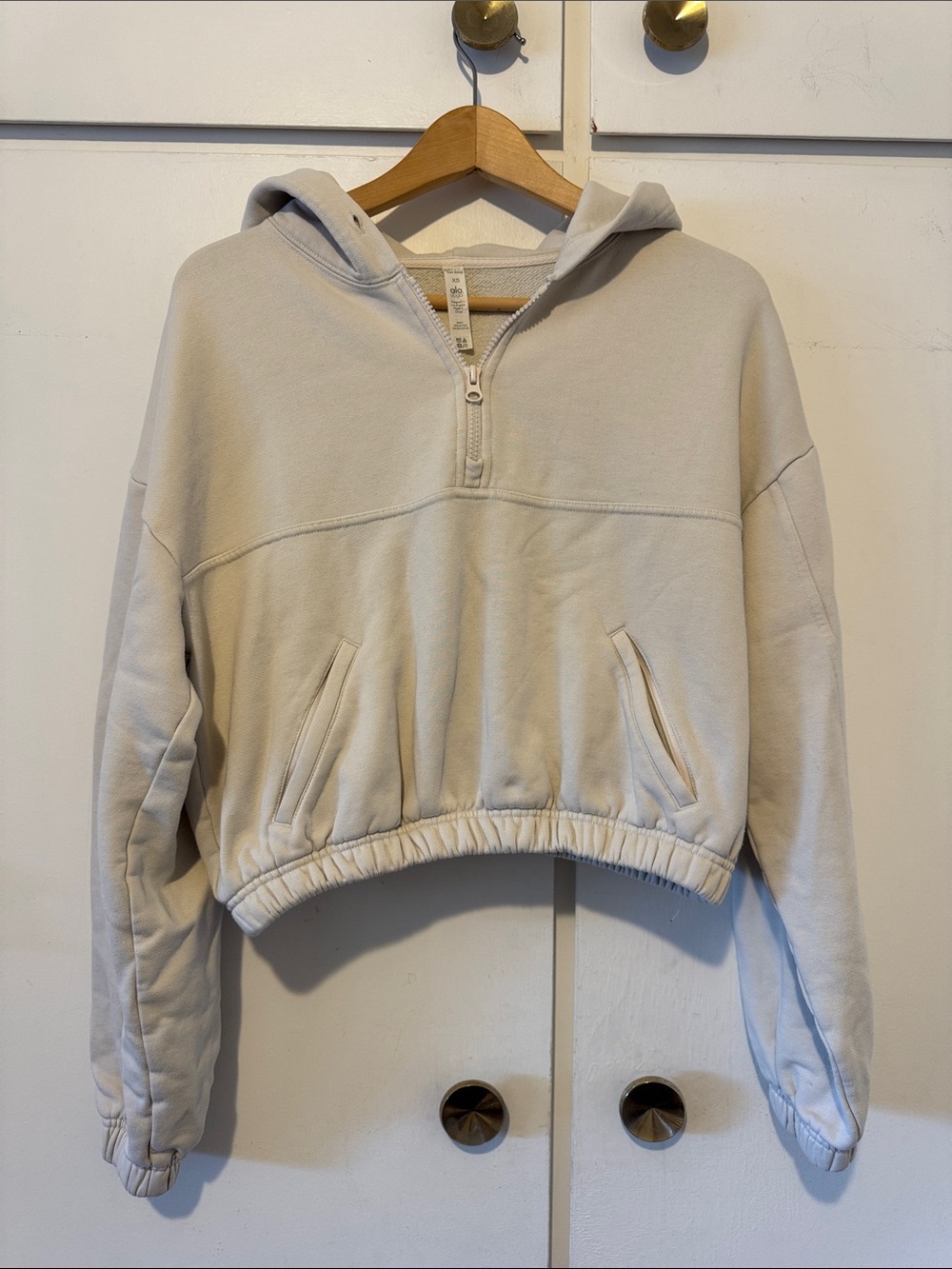 Alo Cropped Half-Zip Hoodie Sweater - Cream
